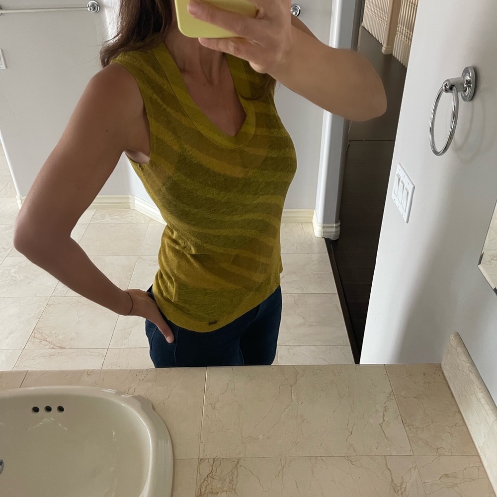 Burberry Sheer Top - Picture 5 of 16
